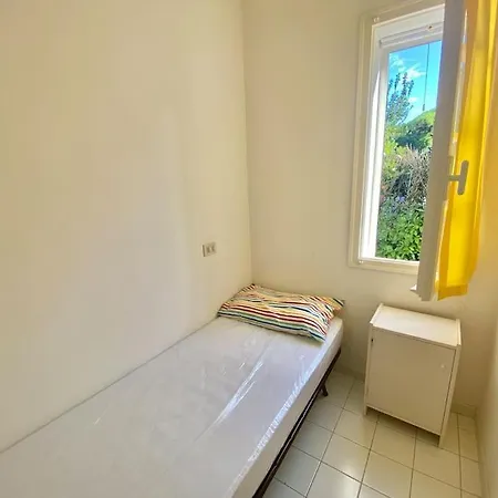 Apartment Con Ampio Giardino E Parcheggio